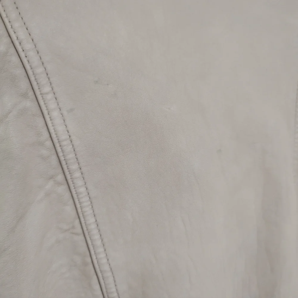 Vintage Leather Preston And York Front-snap Coat In Eggshell, Winter Fashion - Picture 8 of 8